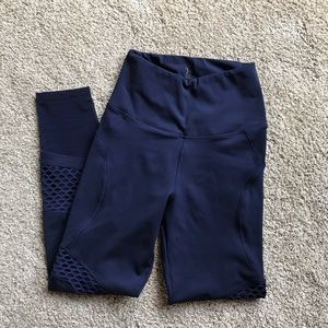 BETTERBODIES leggings